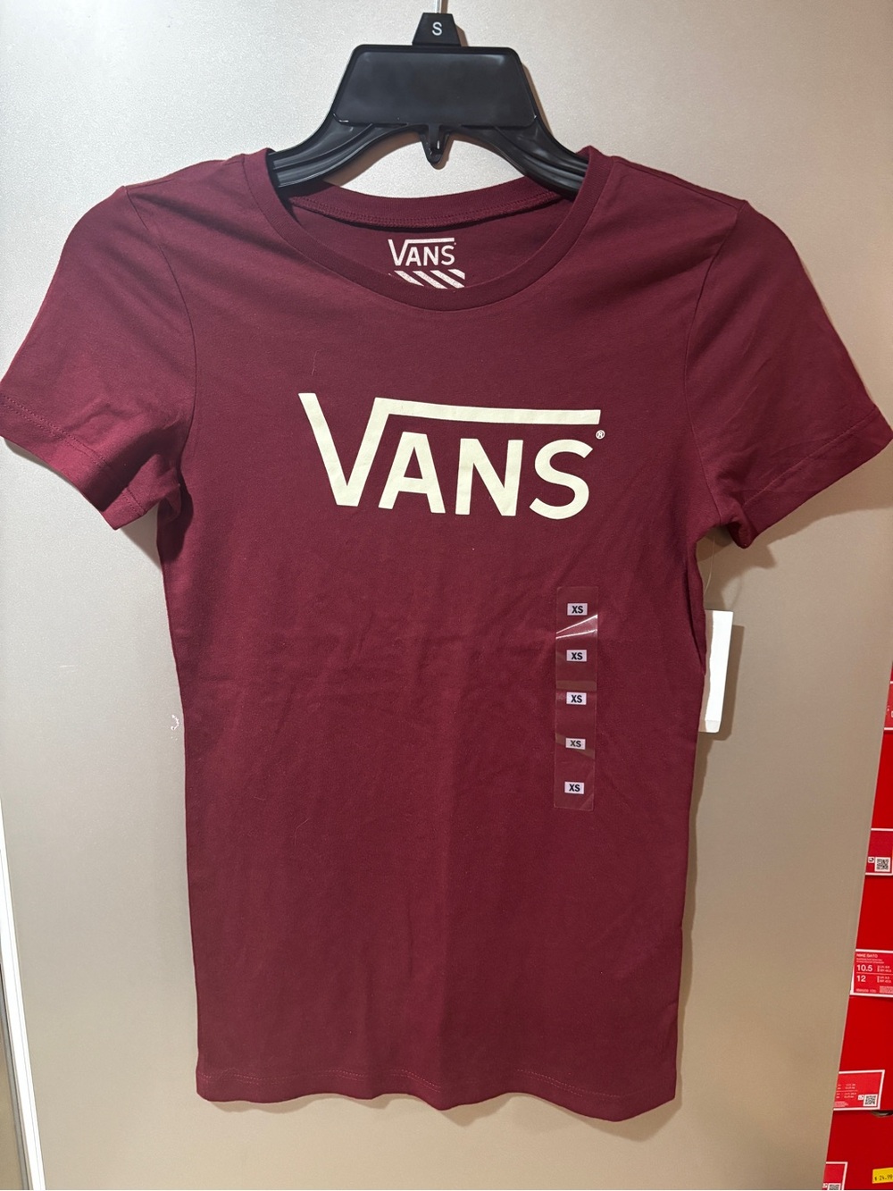 Size XS- NEW Vans Women's Juniors' Port Royale Drop V Logo Crew Tee